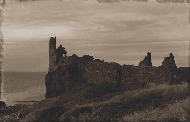 6dunure-castle2